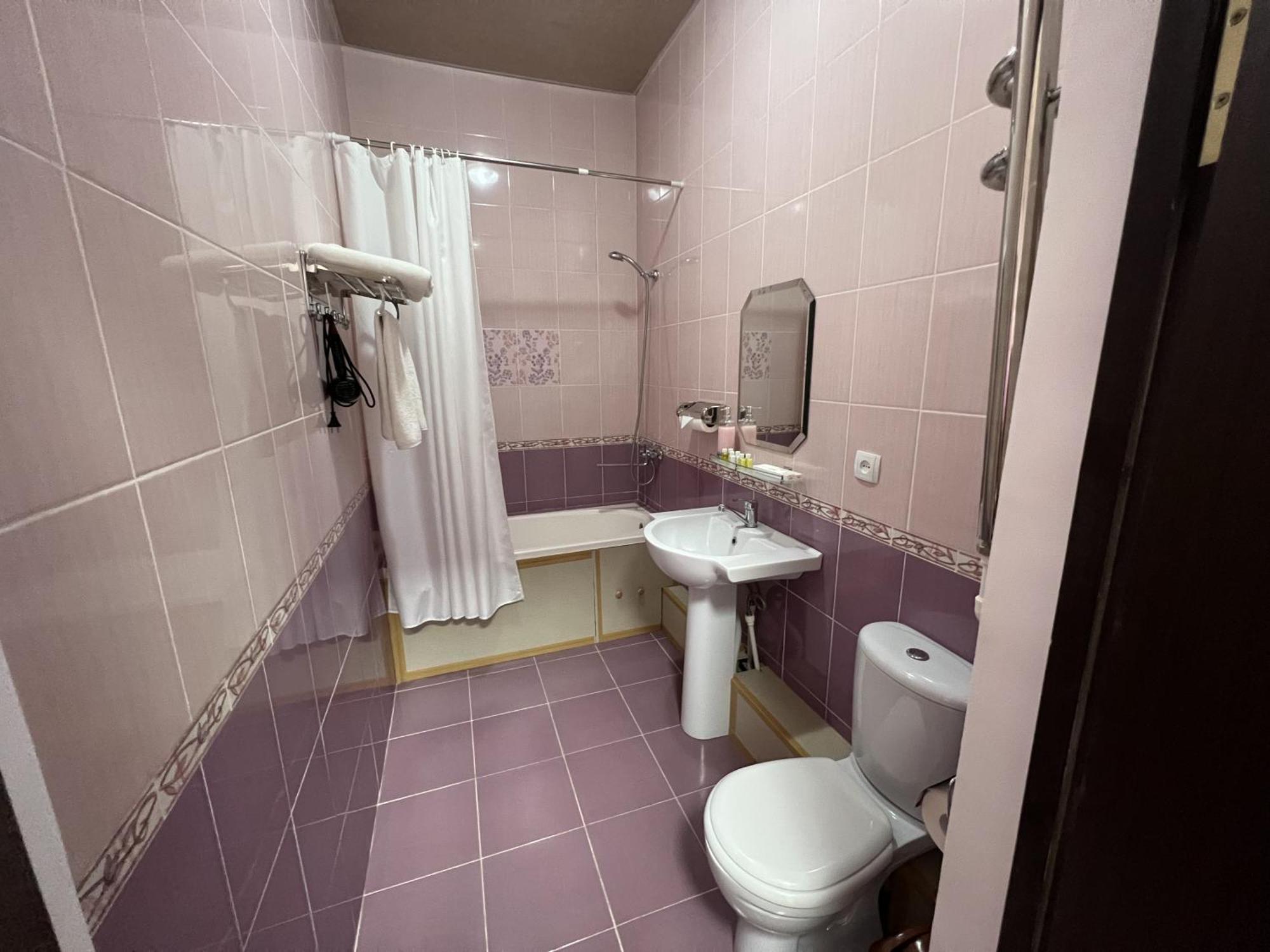 Uzumfermer Hotel & Winery Tashkent Ngoại thất bức ảnh